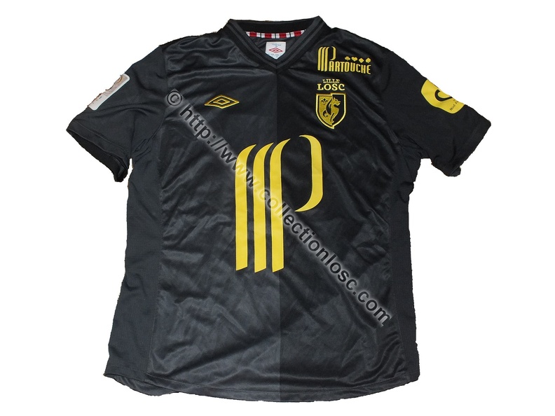Maillot du LOSC porté par Marko BASA en Championnat de Ligue 1 lors de la Saison 2012-2013 basa_12_13_face.jpg
