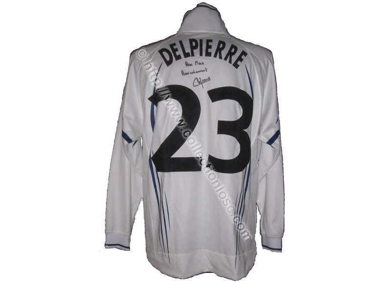 Maillot du LOSC porté par Matthieu DELPIERRE en Coupe UEFA lors de la Saison 2001-2002 delpierre-uefa-0001-dos.jpg