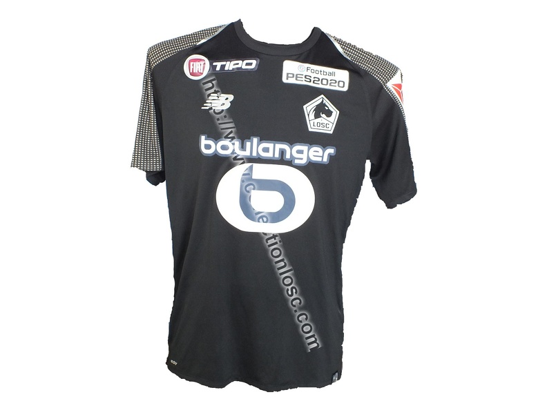 Maillot du LOSC porté par Léo JARDIM en Coupe de la Ligue lors de la Saison 2019-2020 jardim-cdl-1920-face.jpg