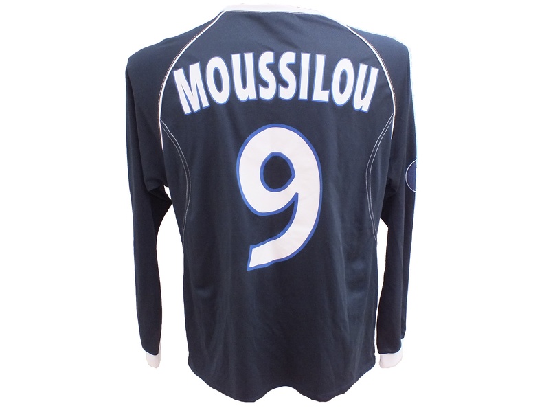 moussilou-uefa-0405-dos.jpg